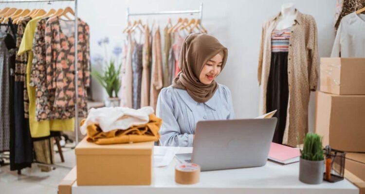 Tren Bisnis Fashion Makin Panas, Brand Lokal Berebut Perhatian Pembeli